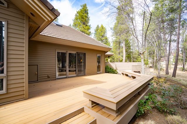 17685 Warbler West Lane 5,6,7, Sunriver, OR 97707