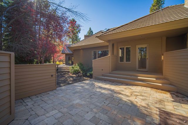 17685 Warbler West Lane 5,6,7, Sunriver, OR 97707