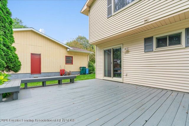 2720 Darien Drive, Lansing, MI 48912