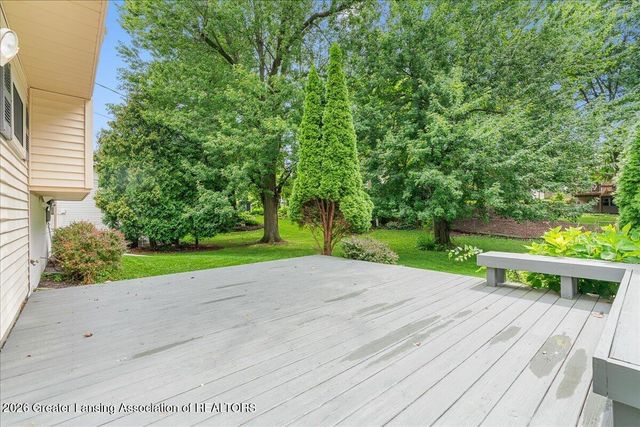 2720 Darien Drive, Lansing, MI 48912