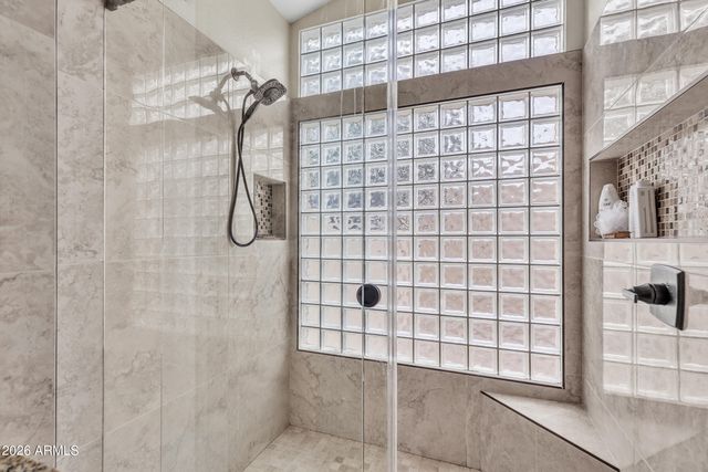 1124 E HIDDENVIEW Drive, Phoenix, AZ 85048