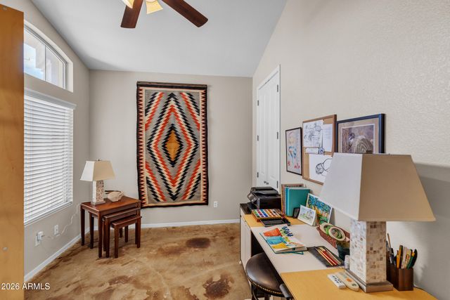 1124 E HIDDENVIEW Drive, Phoenix, AZ 85048