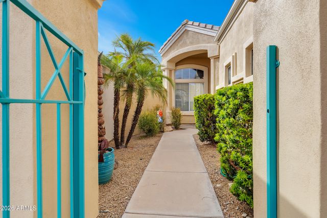 1124 E HIDDENVIEW Drive, Phoenix, AZ 85048