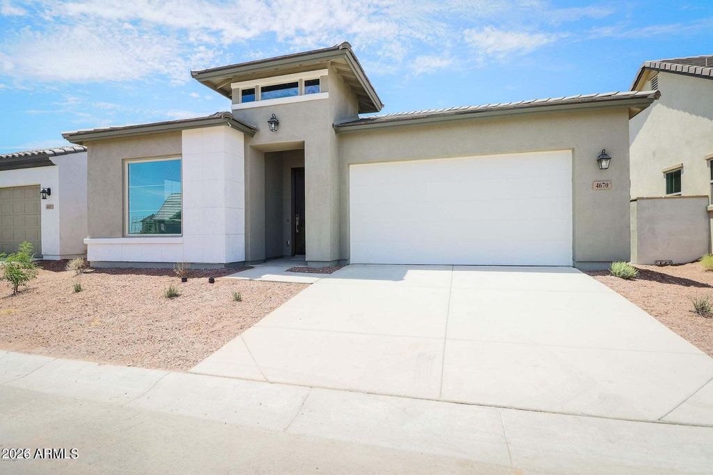 4670 N 212TH Avenue, Buckeye, AZ 85396