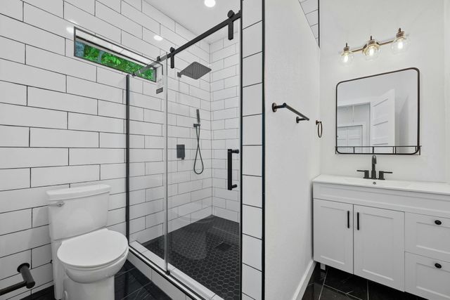 914 E 50th ST, Austin, TX 78751