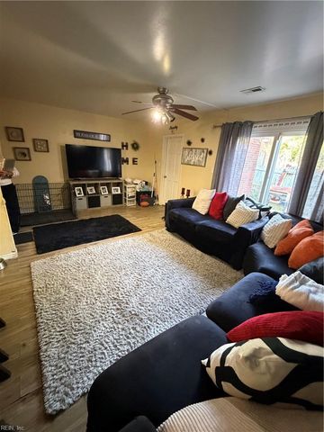 14541 Old Courthouse Way Unit E, Newport News, VA 23608