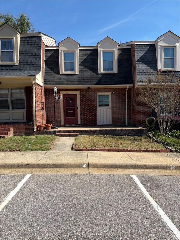 14541 Old Courthouse Way Unit E, Newport News, VA 23608