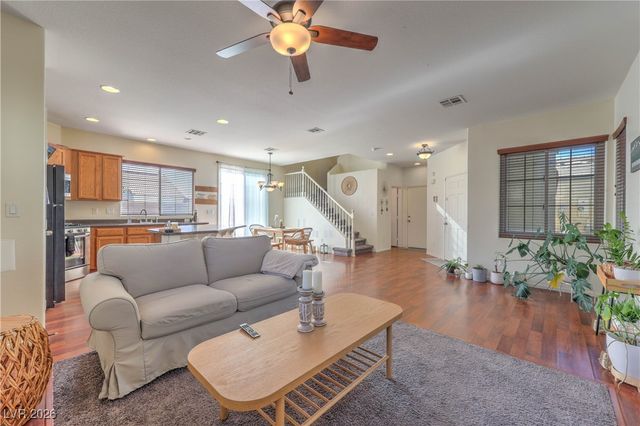 649 Ship Wrecked Way, North Las Vegas, NV 89031