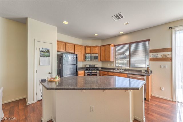 649 Ship Wrecked Way, North Las Vegas, NV 89031