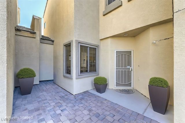 649 Ship Wrecked Way, North Las Vegas, NV 89031