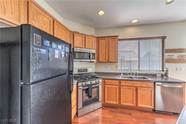 649 Ship Wrecked Way, North Las Vegas, NV 89031