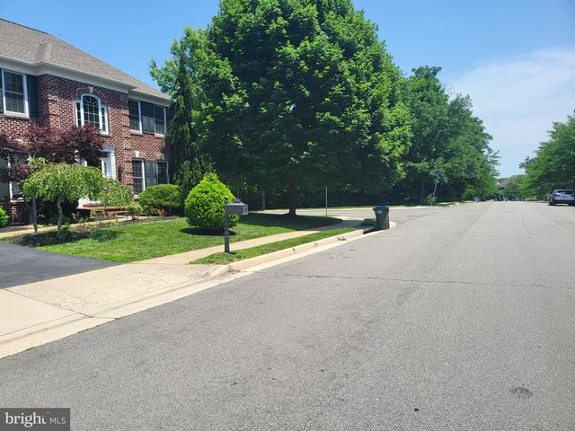 25794 RAWLEY DR, Chantilly, VA 20152