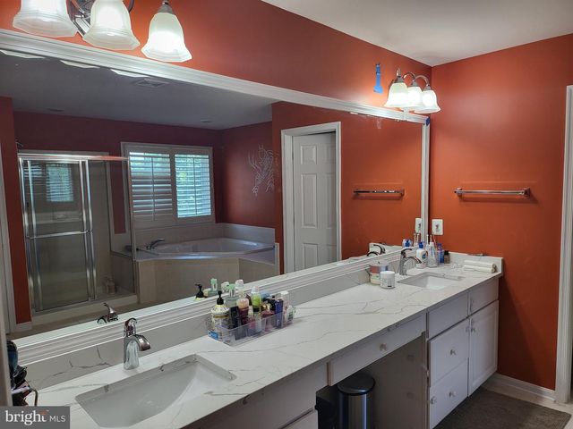 25794 RAWLEY DR, Chantilly, VA 20152