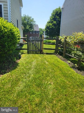 25794 RAWLEY DR, Chantilly, VA 20152