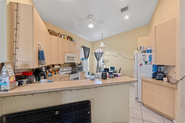3788 NE 11th St, Homestead, FL 33033