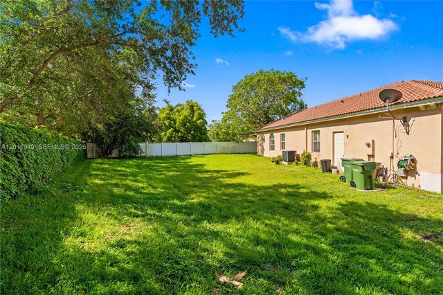 3788 NE 11th St, Homestead, FL 33033