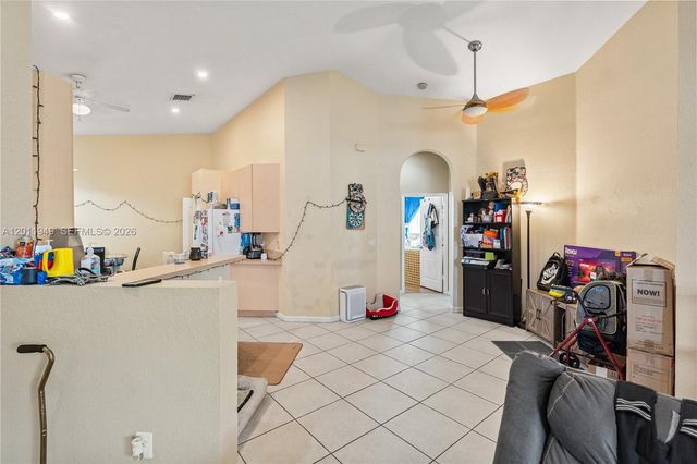 3788 NE 11th St, Homestead, FL 33033