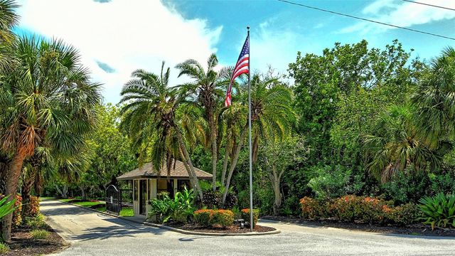 3615 MUIRFIELD DRIVE 3D, Sarasota, FL 34238