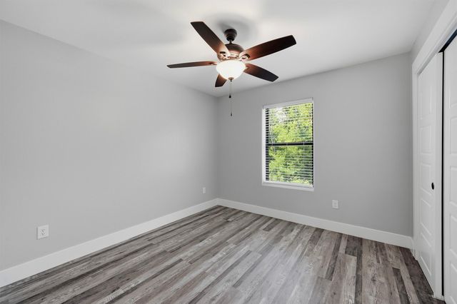 1315 S 5th Avenue, Denison, TX 75021