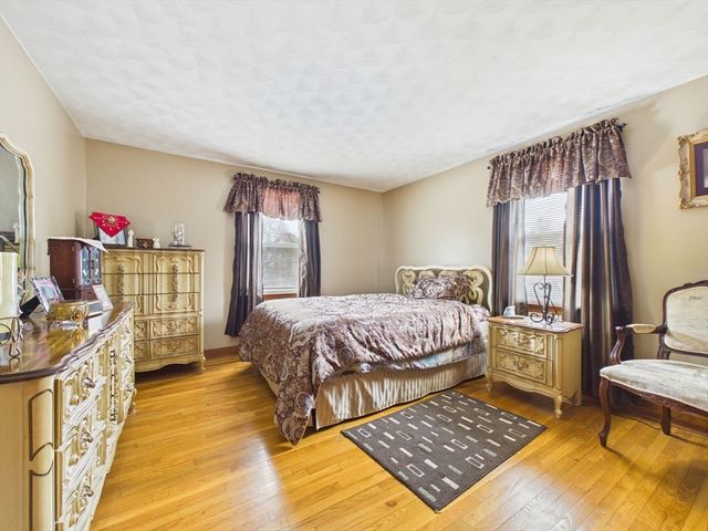 333 Rock O'dundee, Dartmouth, MA 02748