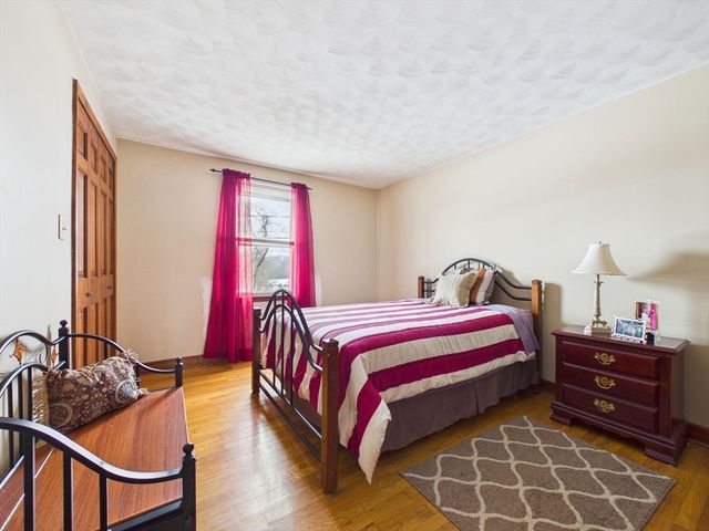 333 Rock O'dundee, Dartmouth, MA 02748