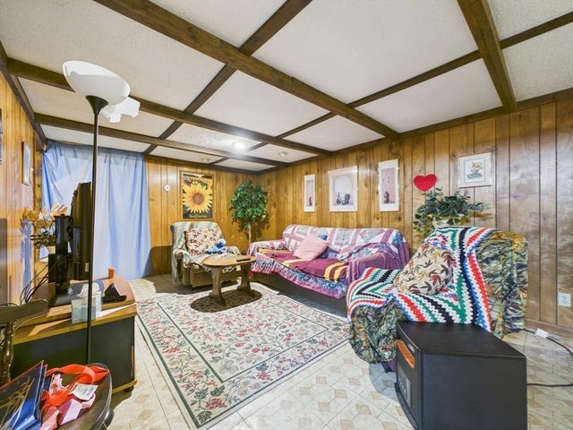 333 Rock O'dundee, Dartmouth, MA 02748