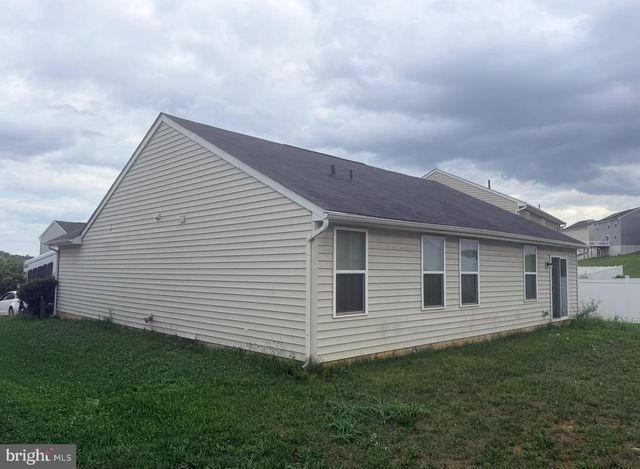 188 SEVERNA PKWY, Martinsburg, WV 25403