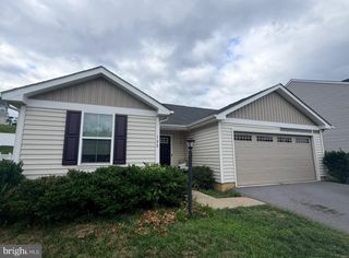 188 SEVERNA PKWY, Martinsburg, WV 25403