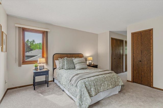 175 W Kraft Road, West Saint Paul, MN 55118