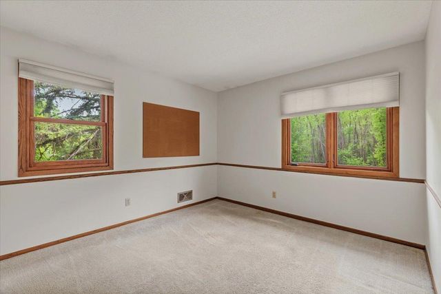 175 W Kraft Road, West Saint Paul, MN 55118