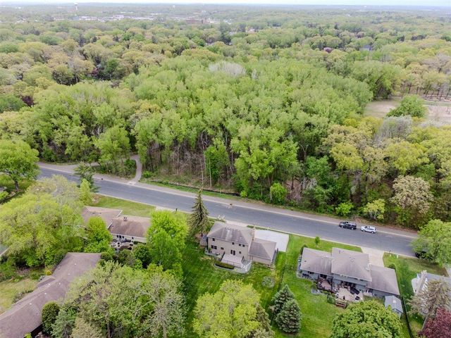 175 W Kraft Road, West Saint Paul, MN 55118