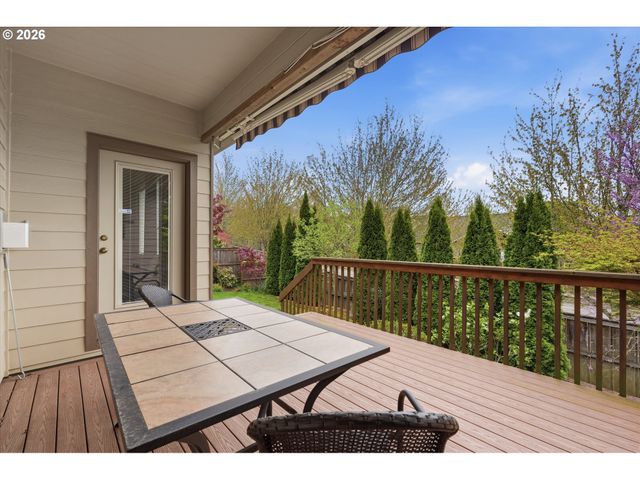 2674 Nw MT ASHLAND Dr, Mc Minnville, OR 97128