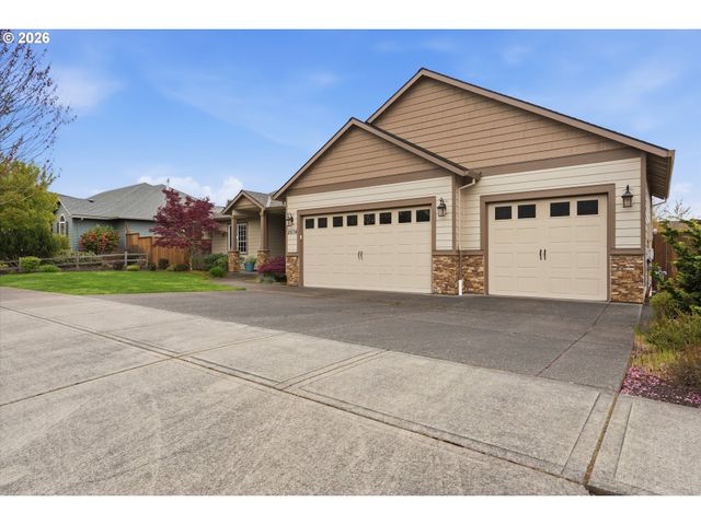 2674 Nw MT ASHLAND Dr, Mc Minnville, OR 97128