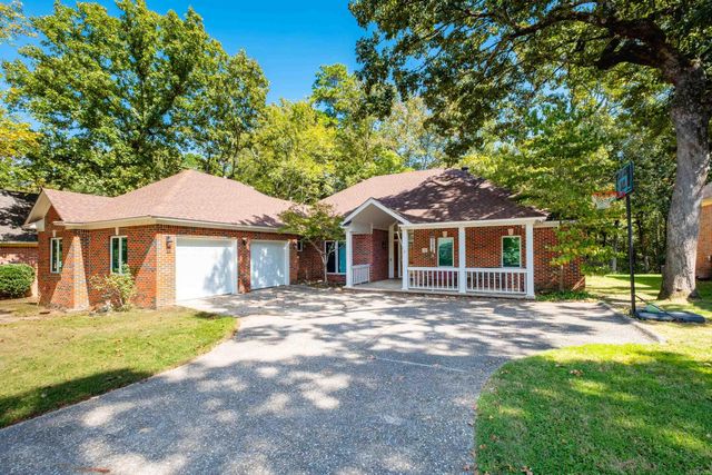 23 Aberdeen Dr, Little Rock, AR 72223