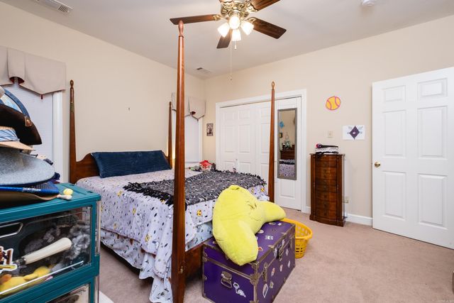 23 Aberdeen Dr, Little Rock, AR 72223