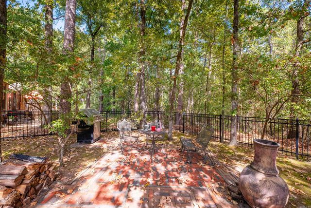 23 Aberdeen Dr, Little Rock, AR 72223