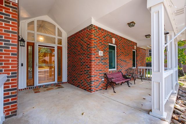 23 Aberdeen Dr, Little Rock, AR 72223