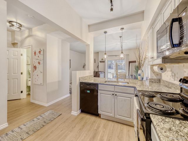 212 S Oman Road, Castle Rock, CO 80104