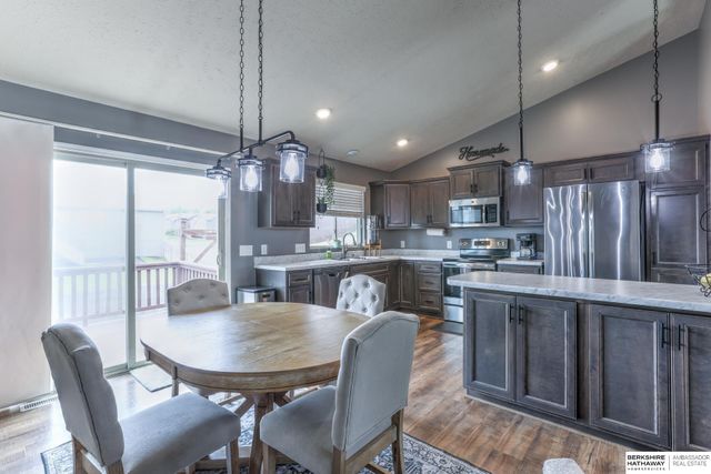 14475 Gilder Avenue, Bennington, NE 68007