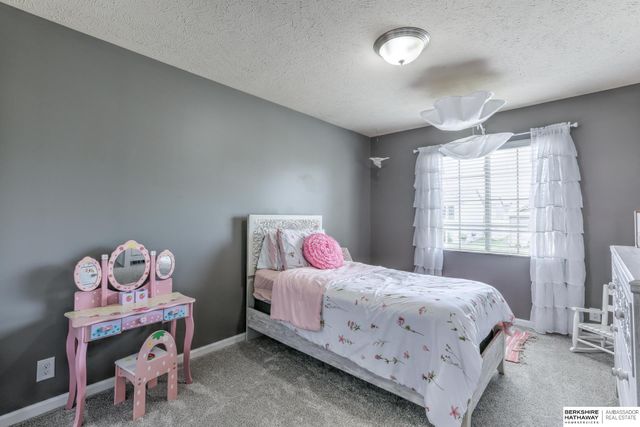 14475 Gilder Avenue, Bennington, NE 68007