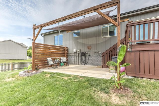 14475 Gilder Avenue, Bennington, NE 68007
