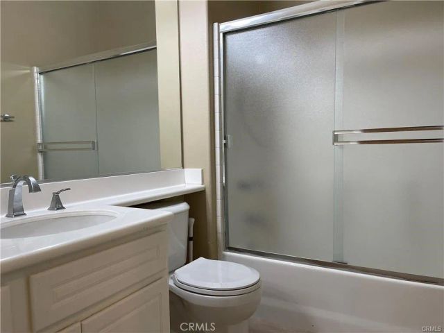 1406 Solvay Aisle, Irvine, CA 92606