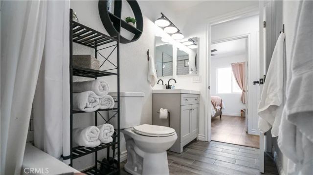 670 Ducor Avenue, Landers, CA 92285