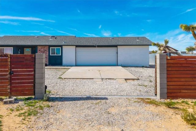 670 Ducor Avenue, Landers, CA 92285