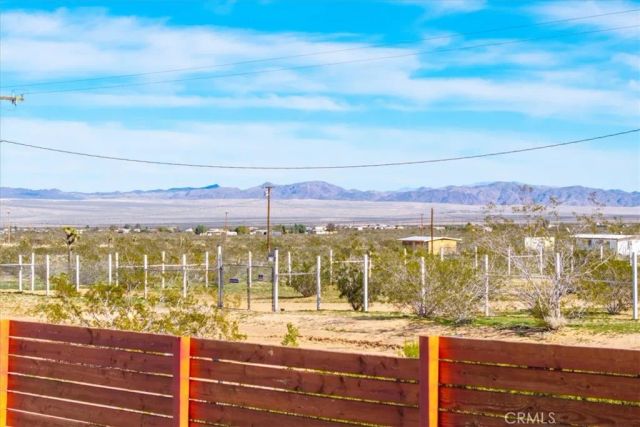 670 Ducor Avenue, Landers, CA 92285