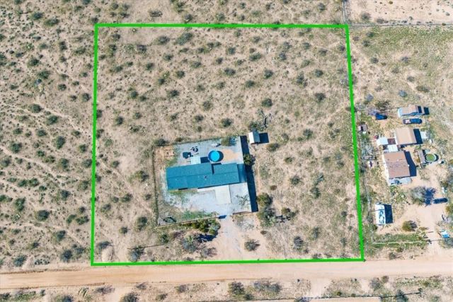 670 Ducor Avenue, Landers, CA 92285