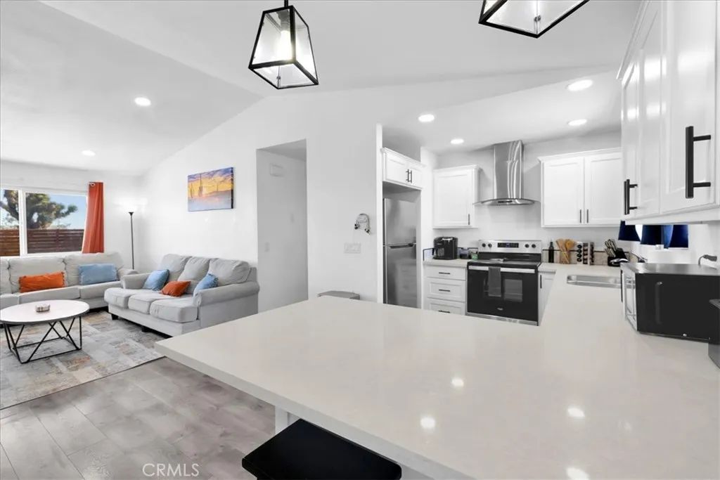 670 Ducor Avenue, Landers, CA 92285