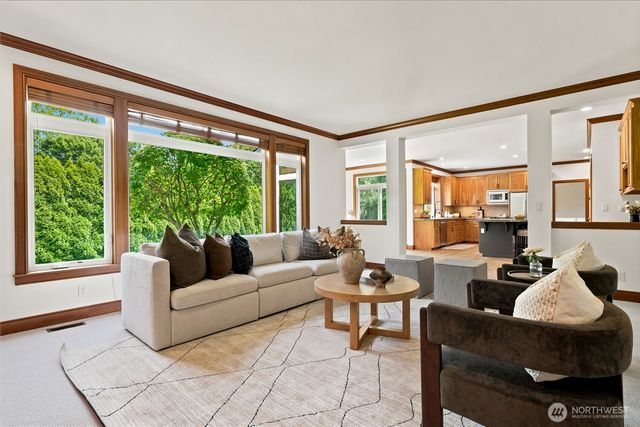 3054 205th Court NE, Sammamish, WA 98074