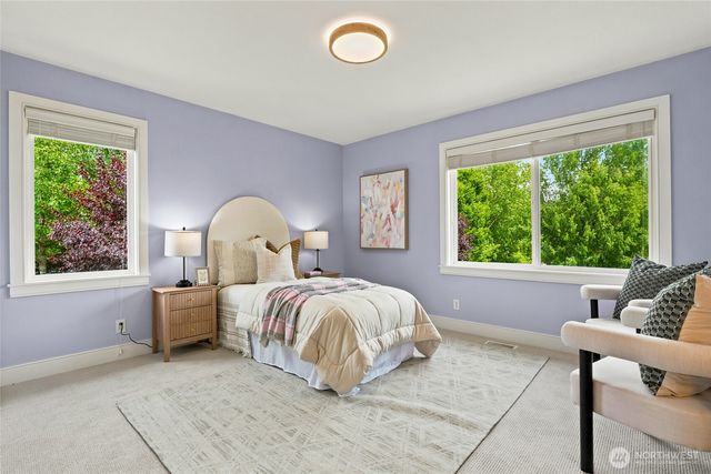 3054 205th Court NE, Sammamish, WA 98074