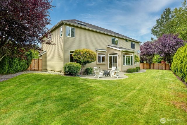 3054 205th Court NE, Sammamish, WA 98074